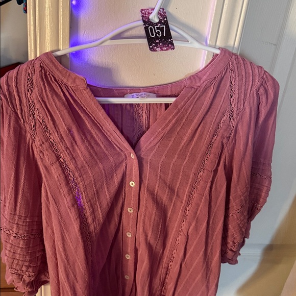 Z Supply Tops - Z Supply Blouse Ptp~19” Length-19”front 22”